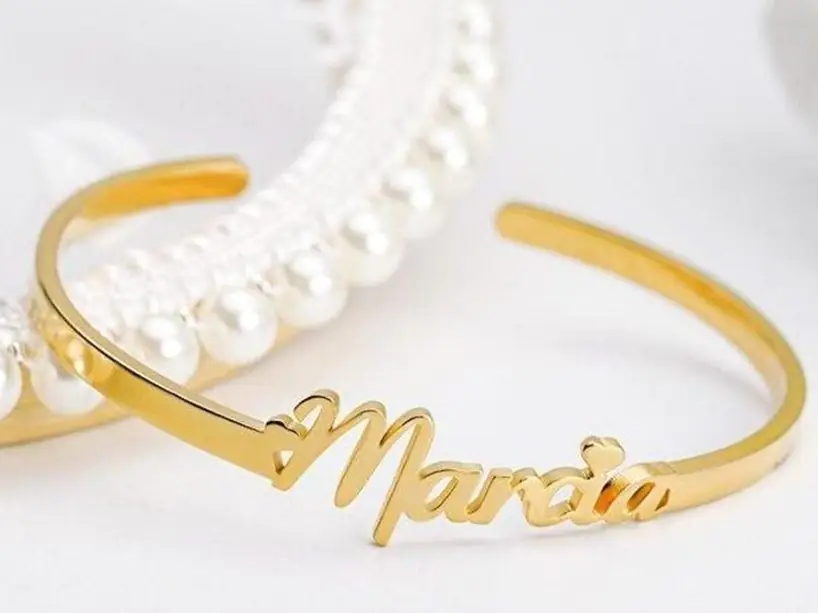 Customized Kada