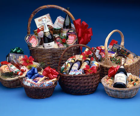 Gift Basket for Him & Her in this Valentine's day